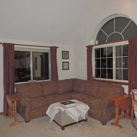 Image 7 - 135 Glen Forest Drive, Moultonborough, Carroll County, NH 03254, USA - House for sale