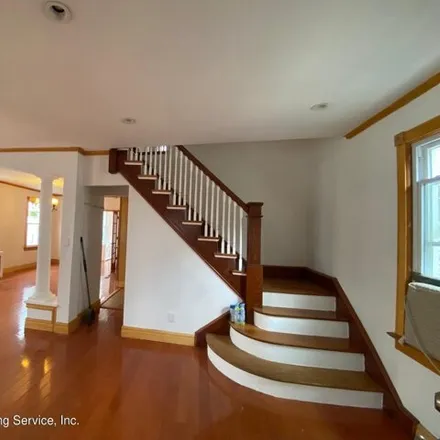 Buy this 5 bed house on 16 Stebbins Avenue in New York, NY 10310