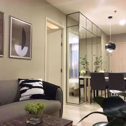 Rent this 2 bed apartment on Asoke Skin Hospital in Asok-Din Daeng Road, Ratchathewi District