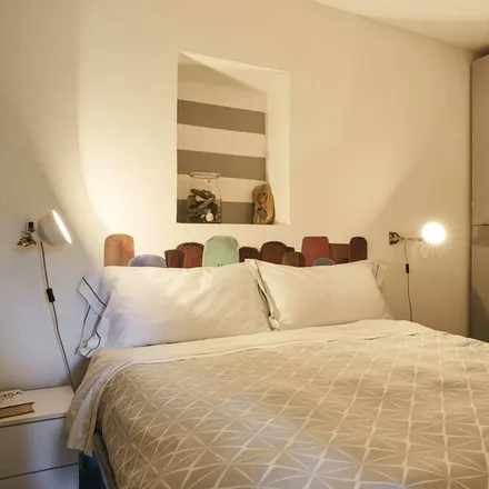Rent this 2 bed apartment on 19018 Corniglia SP
