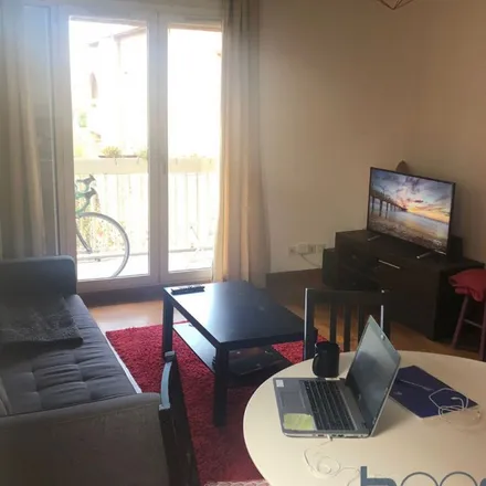 Rent this 3 bed apartment on 34 Rue du 14 Juillet in 31100 Toulouse, France
