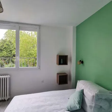 Image 9 - 7 Rue du Petit Bois, 94000 Créteil, France - Apartment for rent