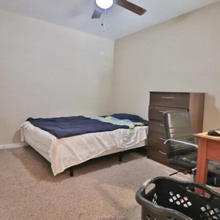 Image 7 - 561 Southwest Parkway, College Station, TX 77840, USA - Condo for rent