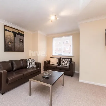 Image 3 - Saint Lawrence Road, Newcastle upon Tyne, NE6 1UG, United Kingdom - Apartment for rent