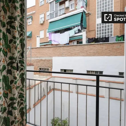 Image 5 - Calle Magín Calvo, 28011 Madrid, Spain - Room for rent