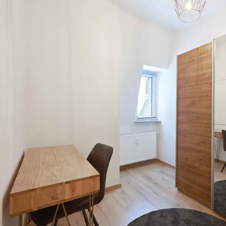 Rent this 4 bed room on Münchener Straße 26 in 60329 Frankfurt, Germany