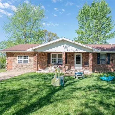 Buy this 4 bed house on 14797 County Road 2330 in Phelps County, MO 65559