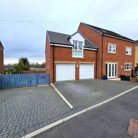 Buy this 5 bed house on Grange View in South Church, DL14 8QJ