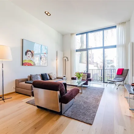 Rent this 3 bed apartment on Chaussée de Charleroi - Charleroise Steenweg 79 in 1060 Saint-Gilles - Sint-Gillis, Belgium