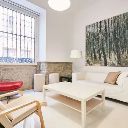 Rent this 2 bed apartment on Calle del Barco in 42, 28004 Madrid