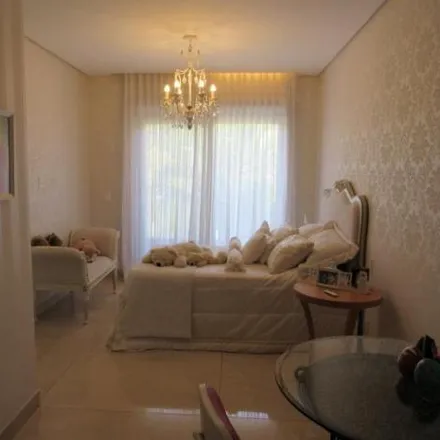 Buy this 3 bed house on Rua Dona Escolástica Melchert da Fonseca 741 in Vila Dalila, São Paulo - SP