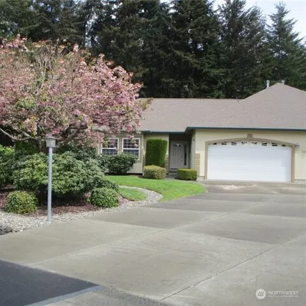 Buy this 3 bed condo on 146 East Beaumont Drive in Mason County, WA 98584