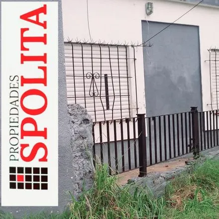 Rent this 3 bed house on 73 - Santa Brígida 7500 in Villa Godoy Cruz, José León Suárez