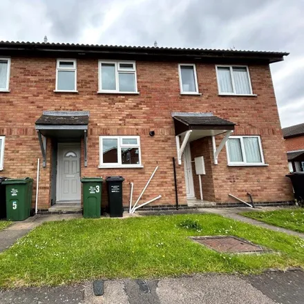 Rent this 2 bed townhouse on Lincoln Drive in Syston, LE7 2JW
