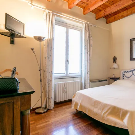 Rent this 2 bed room on Due Tradizioni in Via Giosuè Borsi, 1