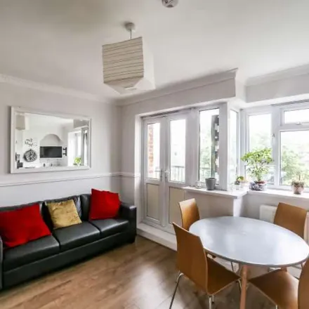 Image 2 - Langmead House, Devons Road, Bromley-by-Bow, London, E3 3HS, United Kingdom - Apartment for rent