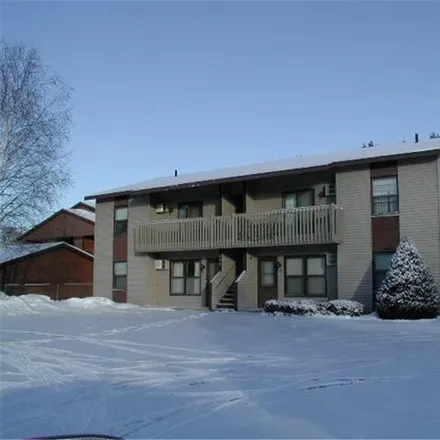 Rent this 2 bed apartment on 653 West 9th Street in New Richmond, WI 54017
