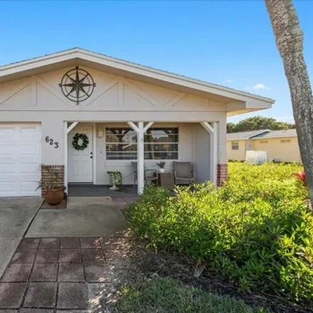 Image 4 - 660 Desoto Lane, Indian Harbour Beach, Brevard County, FL 32937, USA - House for sale