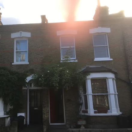 Rent this 1 bed house on London in Earlsfield, GB