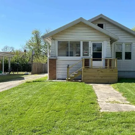 Buy this 2 bed house on 231 Richards Street in Jacksonville, IL 62650