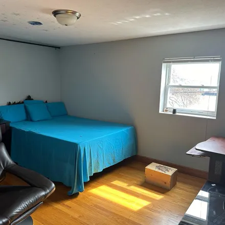 Rent this 1 bed room on 50 Coburn Terrace in Glendale, Everett