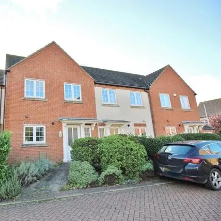Buy this 3 bed townhouse on Morris Close in Whittlesey, PE7 1FX