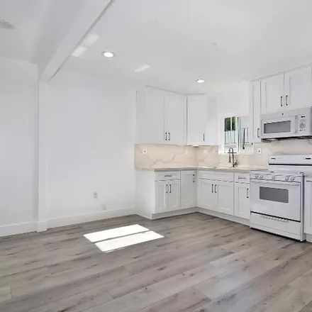Rent this 1 bed apartment on Benton Way in Los Angeles, CA 90026