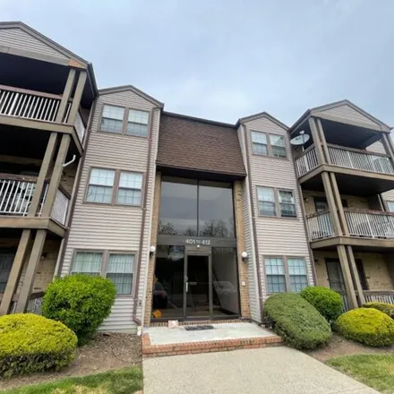 Buy this 2 bed condo on 499 Newport Court in Woodbridge Township, NJ 08863