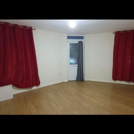 Image 1 - Commonside Farm, The Gents Barbers, Blackwell Road, Huthwaite, NG17 2RJ, United Kingdom - Apartment for rent