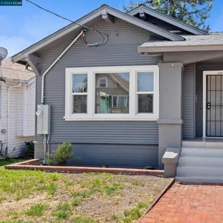 Buy this 2 bed house on 3917 San Juan Street in Oakland, CA 94601