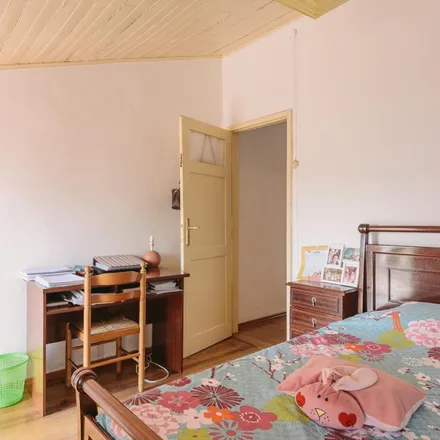 Rent this 5 bed apartment on Funerária da Boa Hora in Calçada da Boa Hora, 1300-481 Lisbon