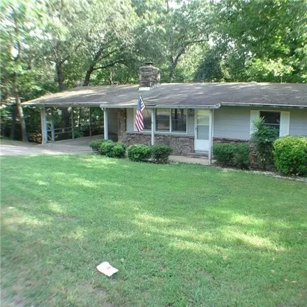 Rent this 3 bed house on 20 Cobb Circle in Bella Vista, AR 72715