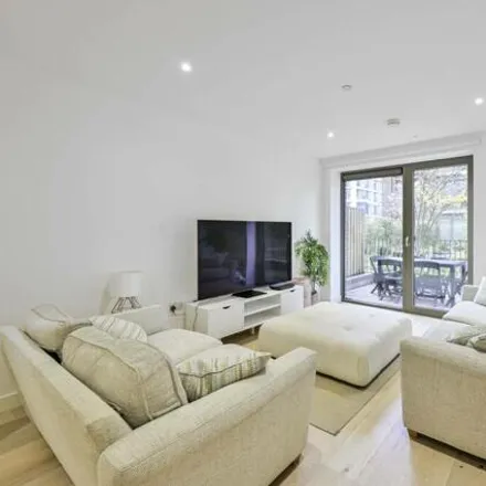Buy this 2 bed apartment on Pendant Court in Royal Crest Avenue, London