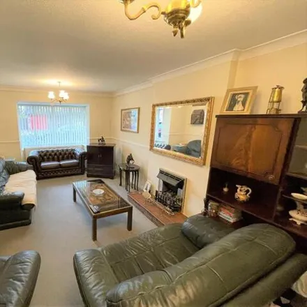 Image 3 - Moreton Drive, Pennington, WN7 3NF, United Kingdom - House for sale