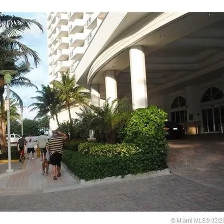Image 3 - 100 Lincoln Road, Miami Beach, FL 33139, USA - Condo for rent