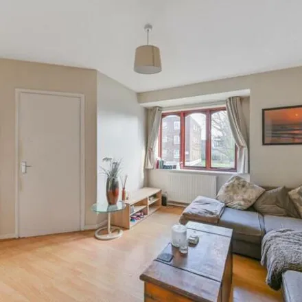 Buy this 1 bed apartment on Duppas Hill Road in London, CR0 4BG