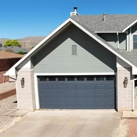 Buy this 3 bed house on 3802 Basswood Drive in Alamogordo, NM 88310