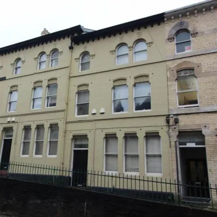 Image 2 - 5 York Place, Newport, NP20 4GB, United Kingdom - Apartment for rent