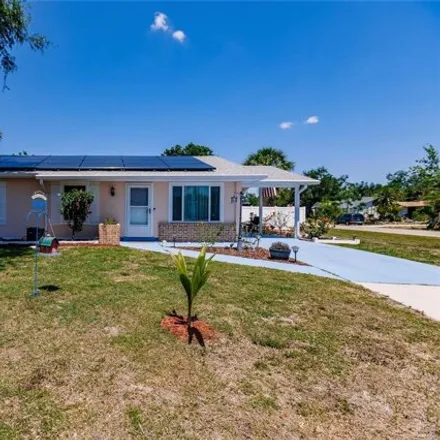 Image 2 - 18356 Monmouth Ave, Port Charlotte, Florida, 33948 - House for sale