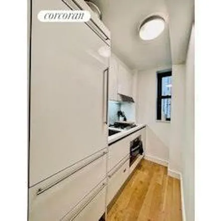 Image 6 - 337 West 95th Street, New York, NY 10025, USA - Apartment for rent