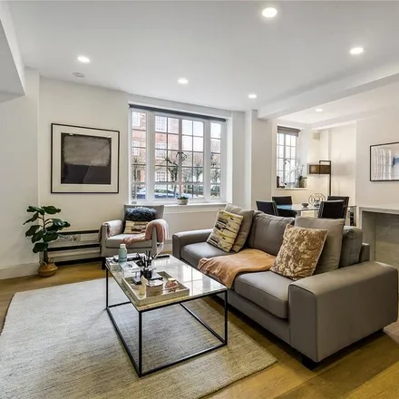 Rent this 2 bed apartment on Swan Court in Chelsea Manor Street, London