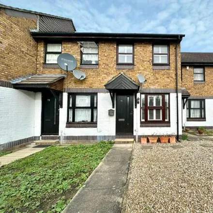 Buy this 2 bed house on Longbridge Way in London, SE13 6PW