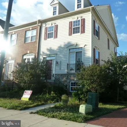 Rent this 3 bed townhouse on 13121 Sutler Square Terrace in Clarksburg, MD 20871