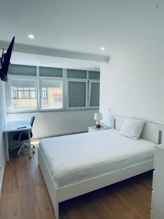 Rent this 4 bed room on Farmácia Portela in Avenida Dom António Correia de Sá, 2745-316 Sintra