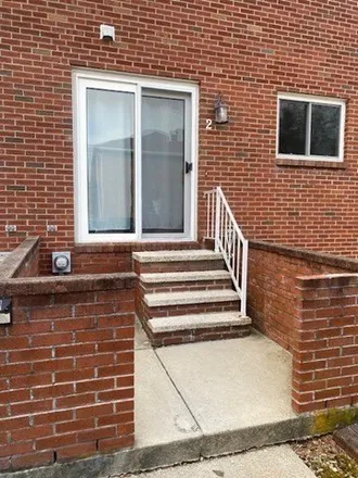 Image 3 - 417 Brown Street, Attleboro, MA 02863, USA - Townhouse for sale