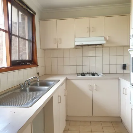 Image 4 - Oakleigh Road, Carnegie VIC 3163, Australia - Apartment for rent