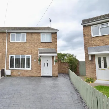 Rent this 3 bed house on Grange Avenue in Hatfield, DN7 6RH