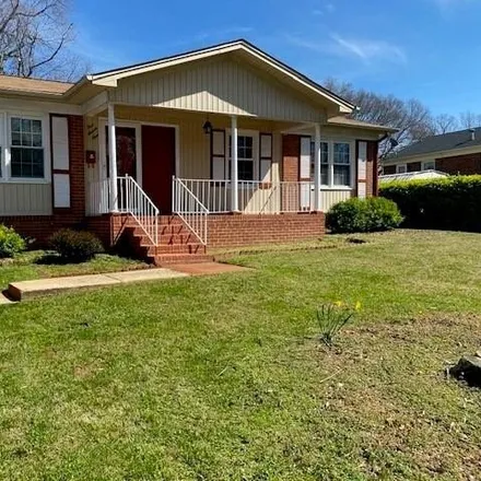 Rent this 3 bed house on 587 Alspaugh Drive in Forest Hills, Winston-Salem
