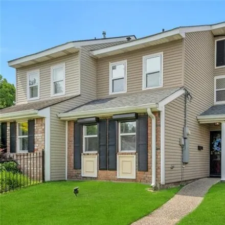 Buy this 2 bed townhouse on 987 Polk Avenue in Lakeview, New Orleans