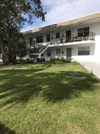 Rent this 2 bed apartment on 2525 Polk Street in Hollywood, FL 33020